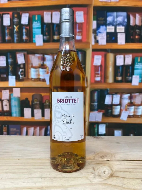 Edmond Briottet Crème De Peche 18% 70cl