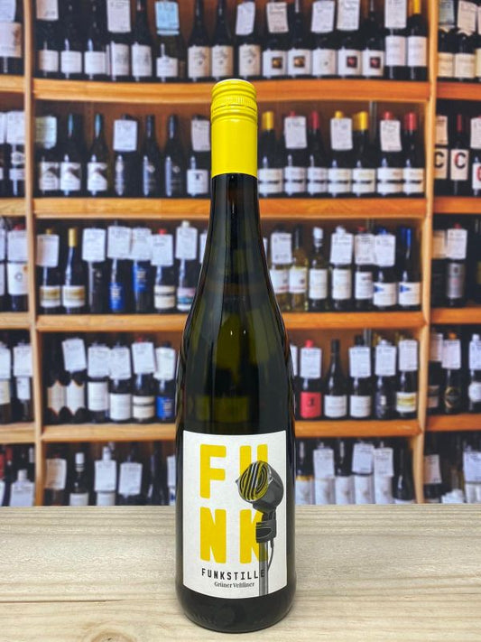 Gruner Veltliner Niederosterreich, Austria 2024 Funkstille